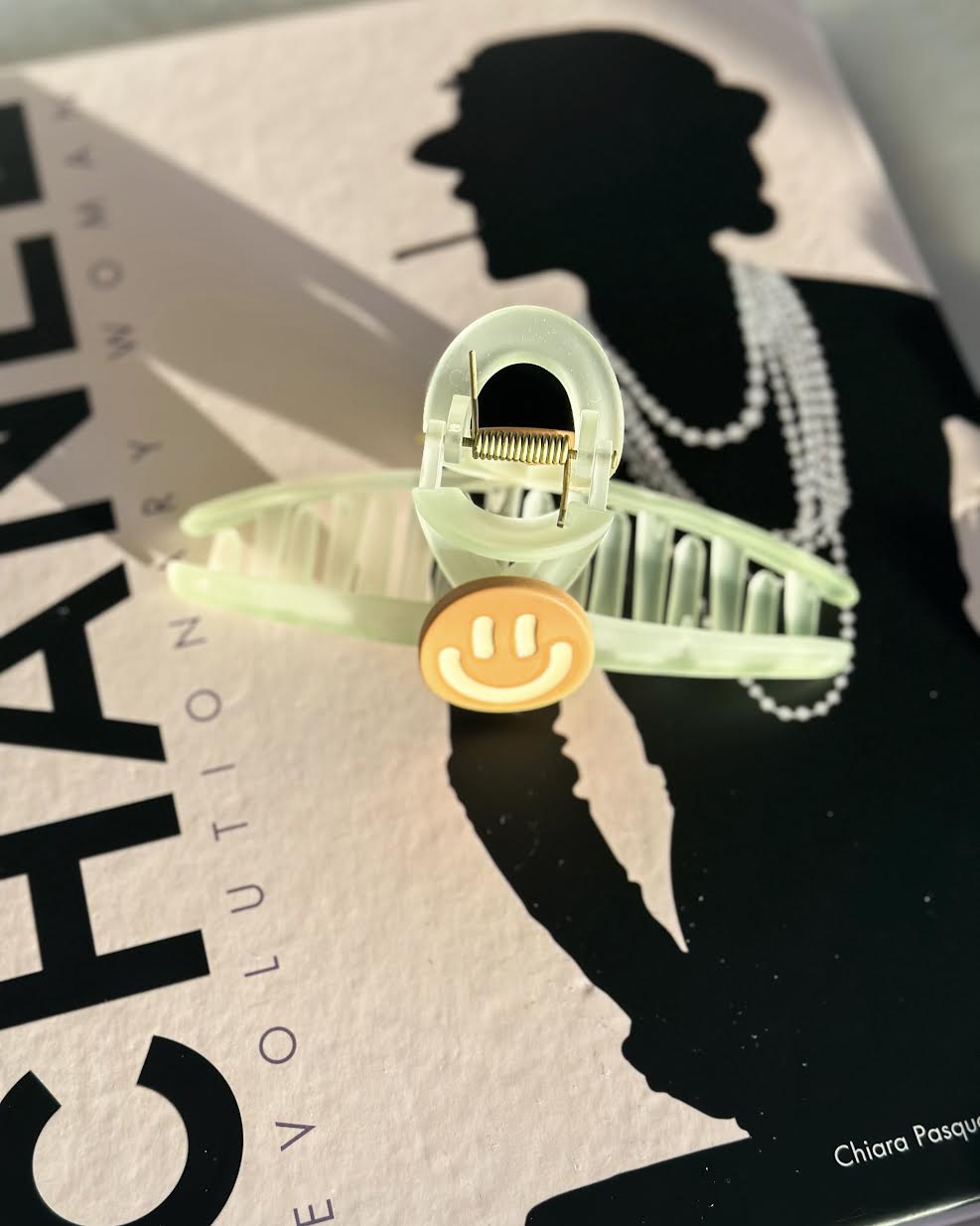Smiley Face Claw Clip