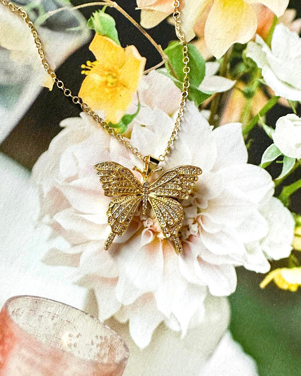 Ava Necklace