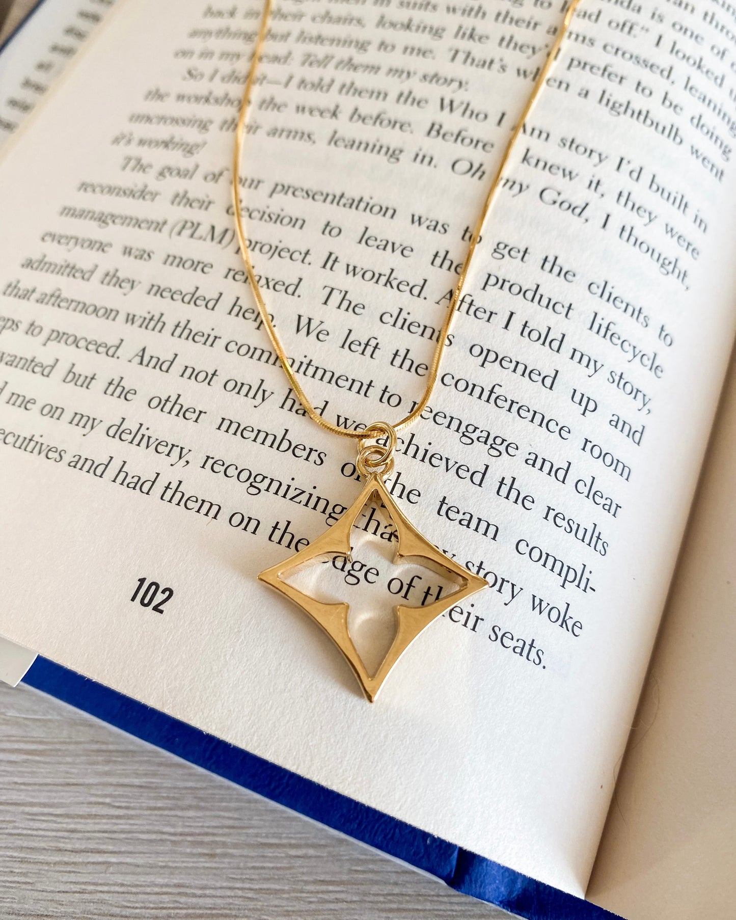 The Fleur (Gold) Necklace
