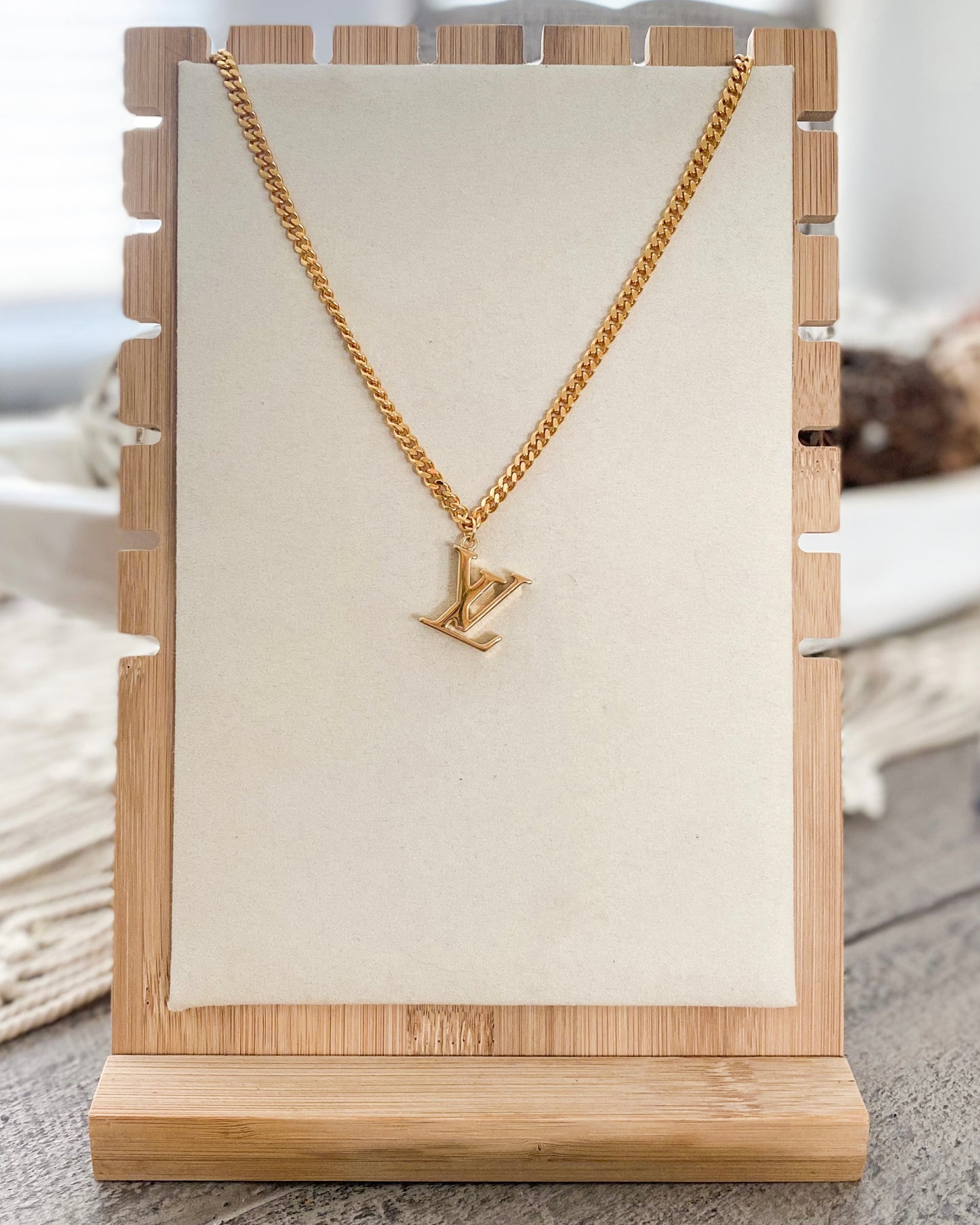 The Lou Lou Necklace