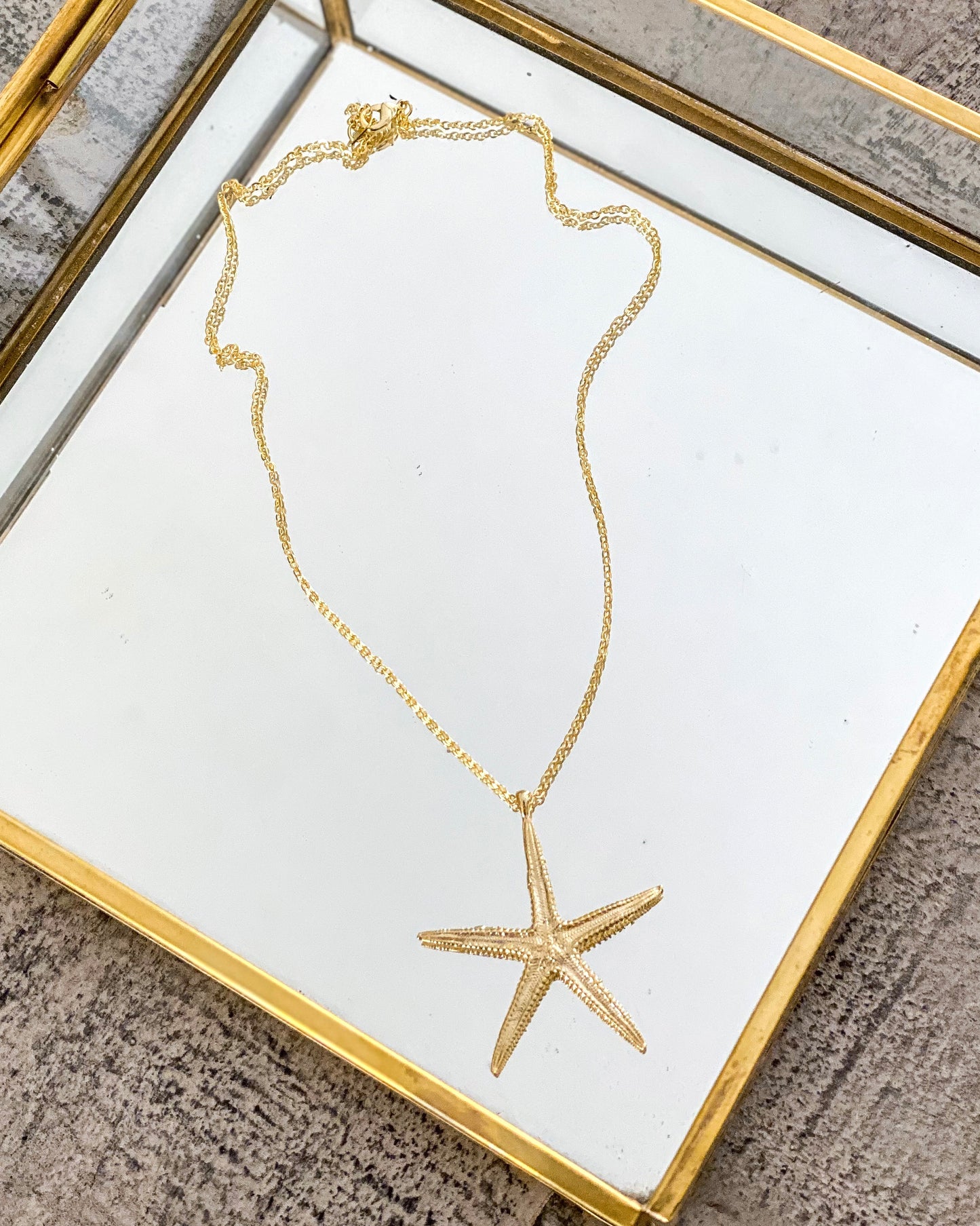 Isla Necklace
