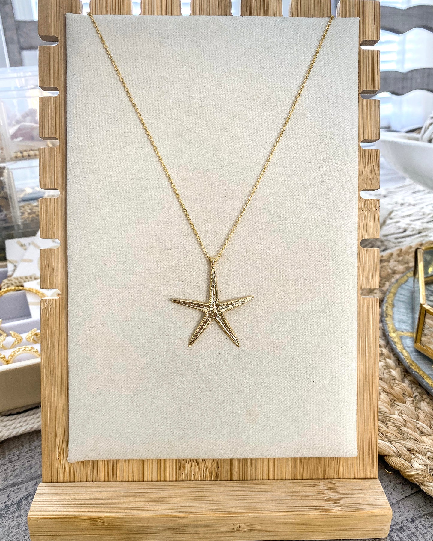 Isla Necklace