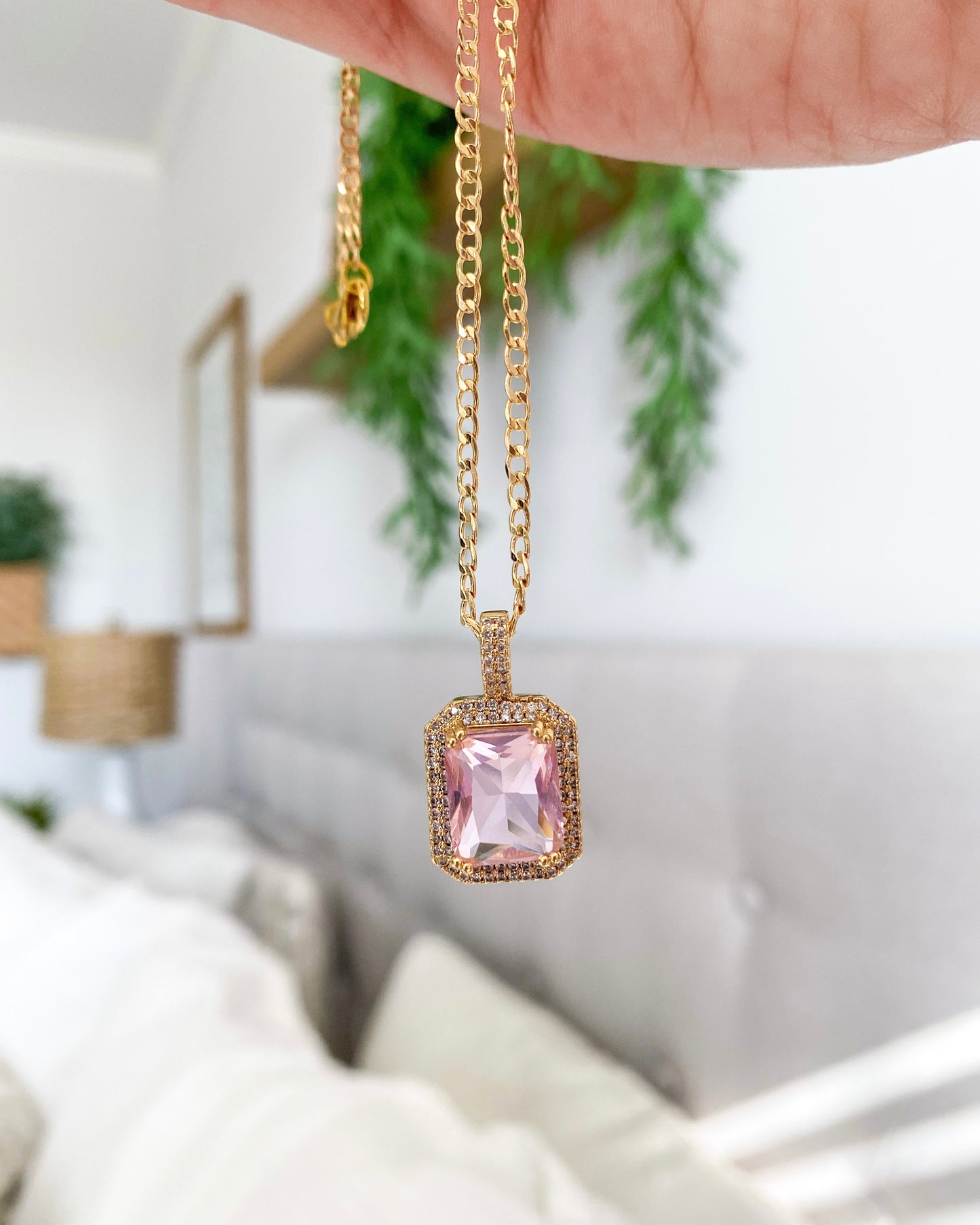 Margot Necklace (22k Gold Filled)