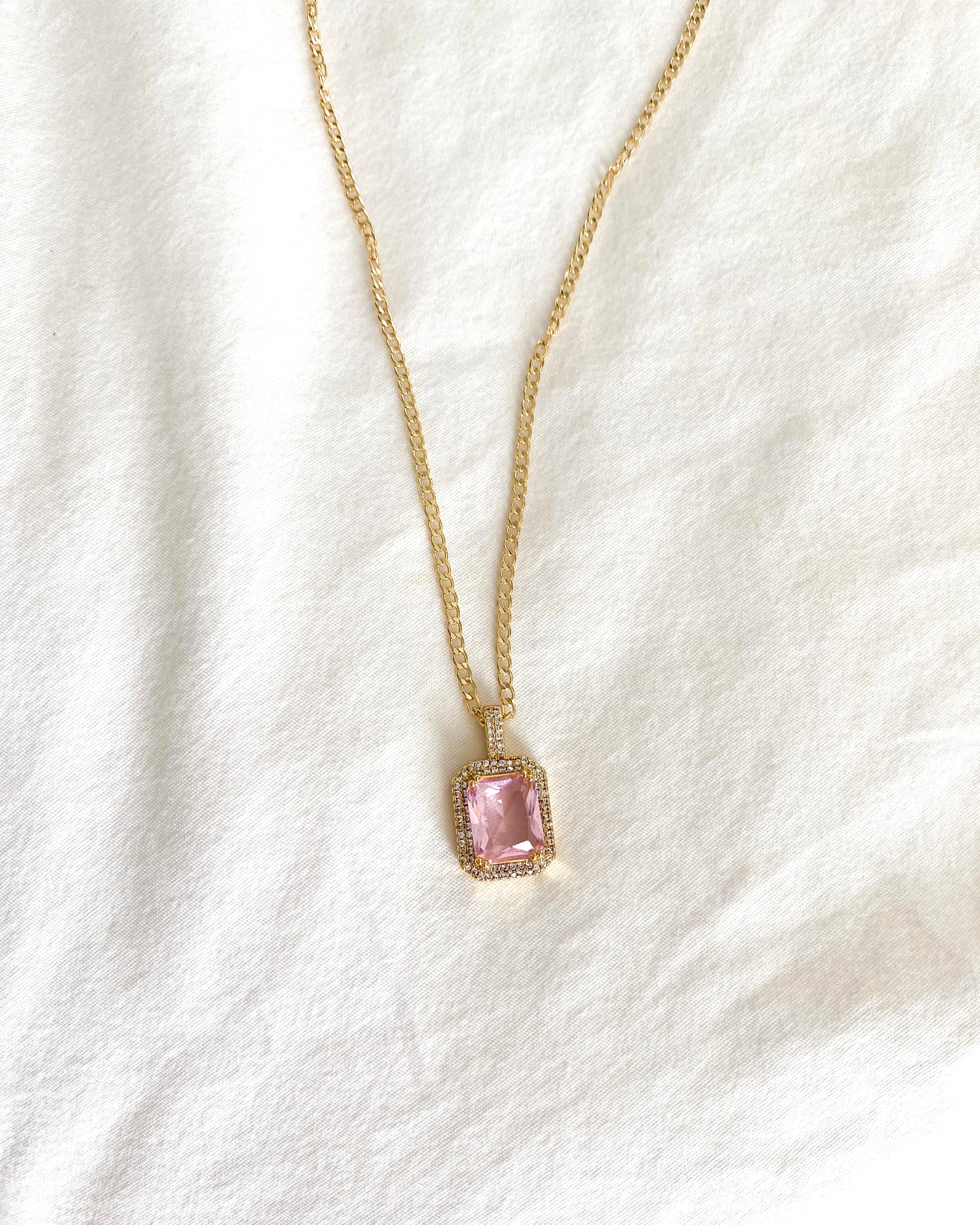 Margot Necklace (22k Gold Filled)
