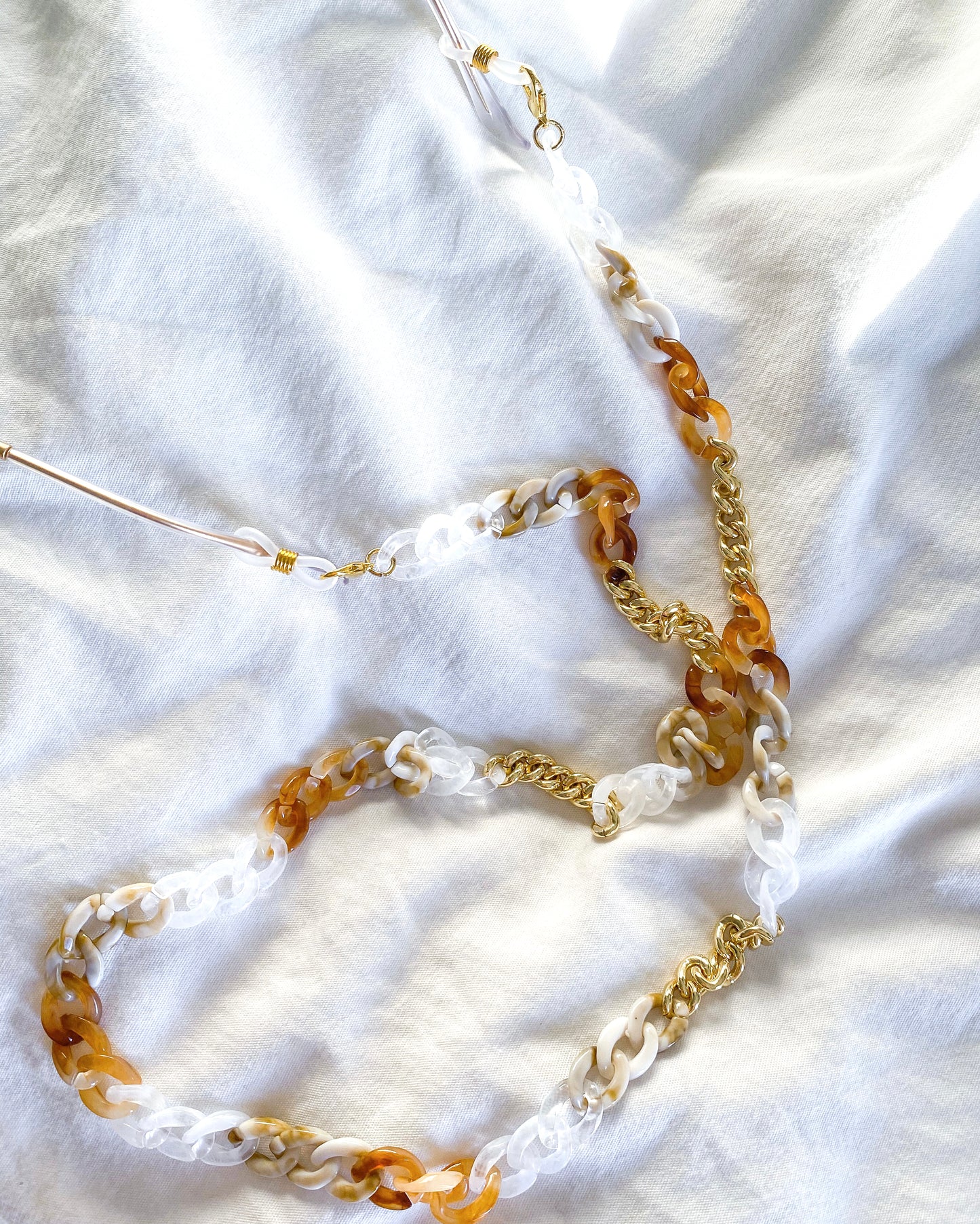 Sandy Sunglasses Chain