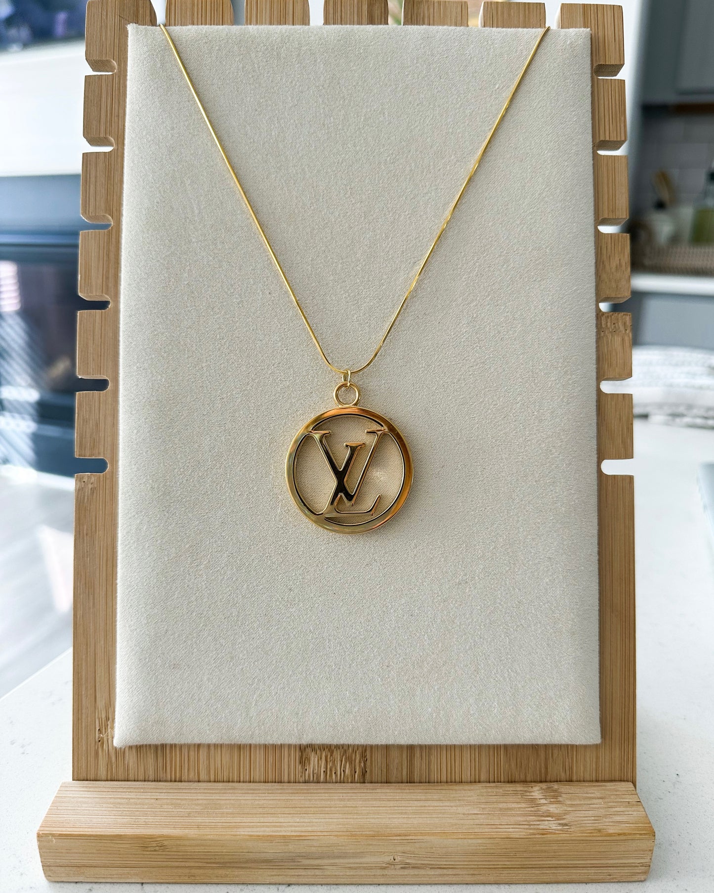The Circle Lou Necklace