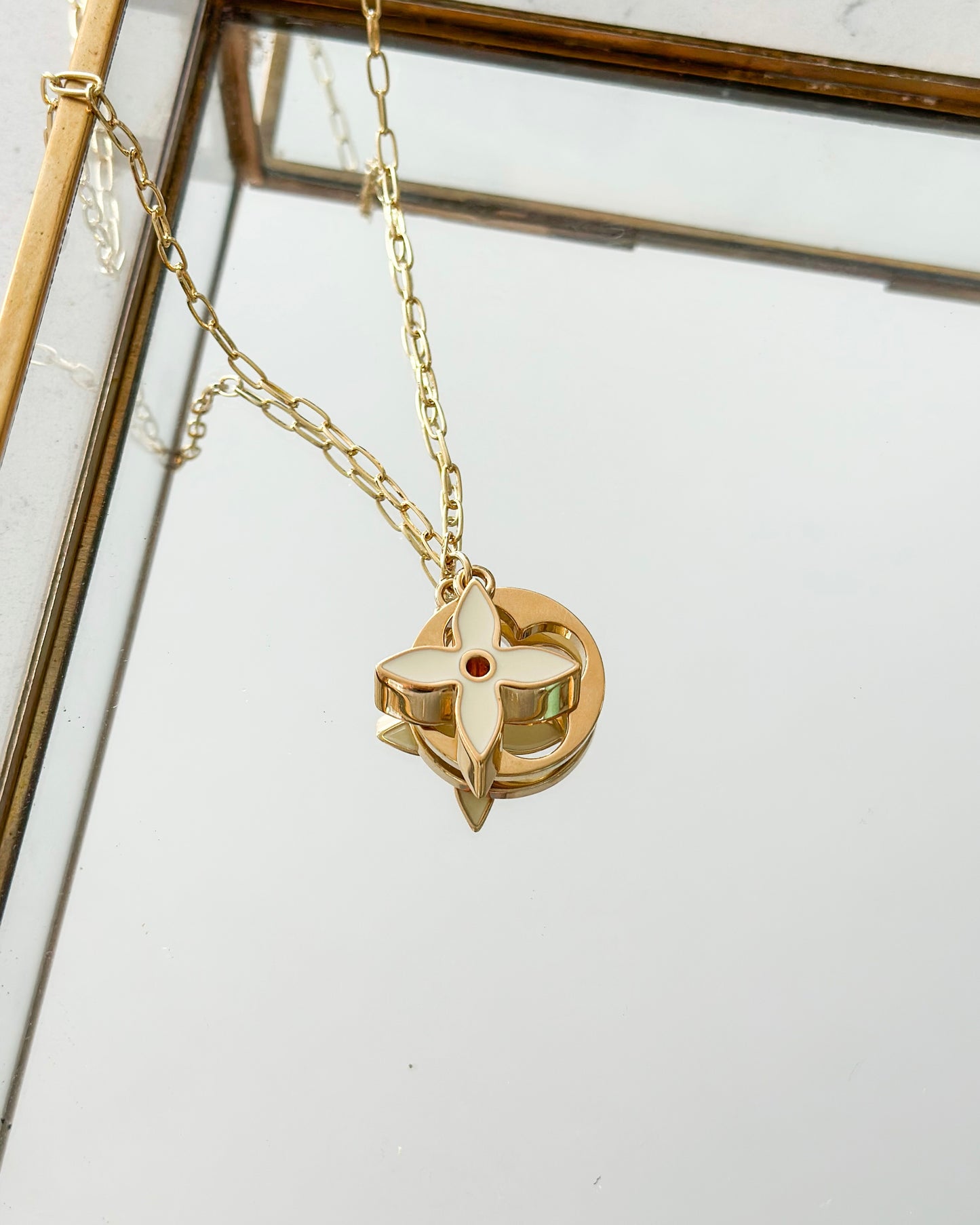 Fleur de Lou Necklace