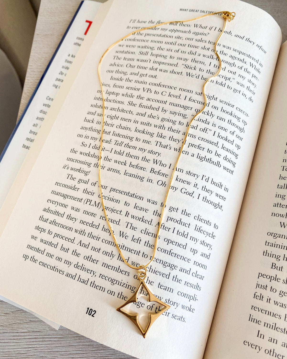 The Fleur (Gold) Necklace