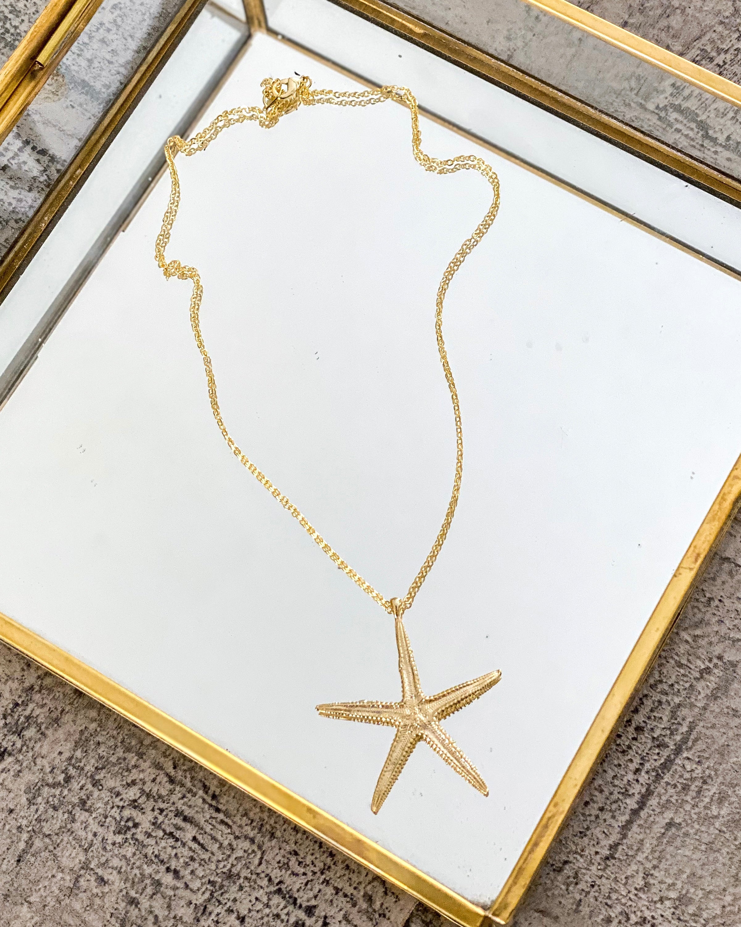 Isla Necklace