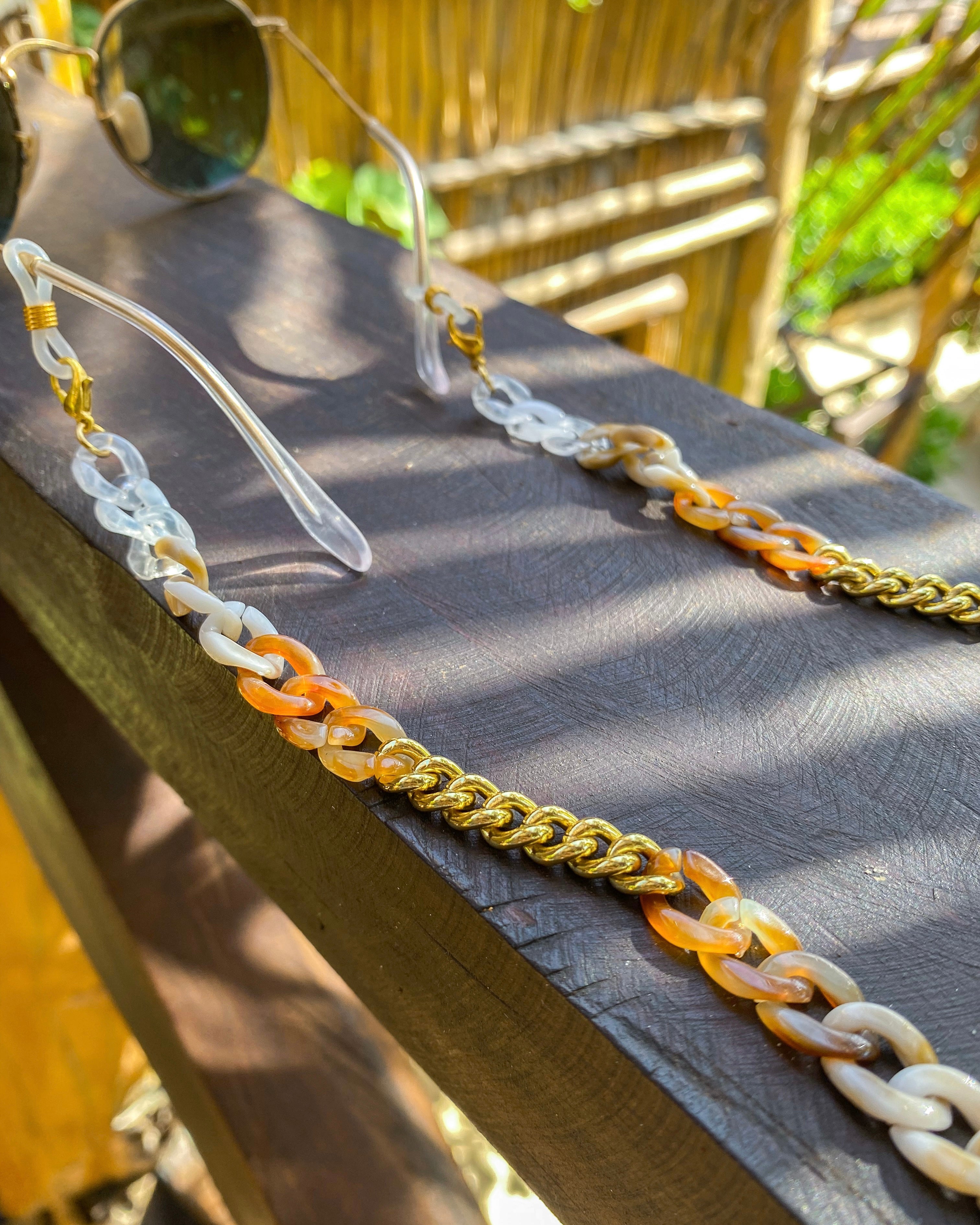 Sandy Sunglasses Chain