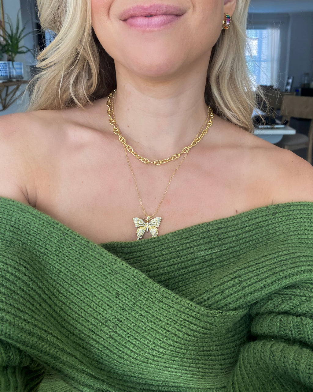 Ava Necklace